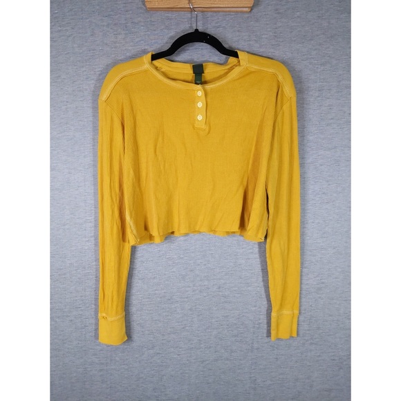 🎉 3/$20 Wild Fable Waffle Henley Crop Top - Picture 4 of 9